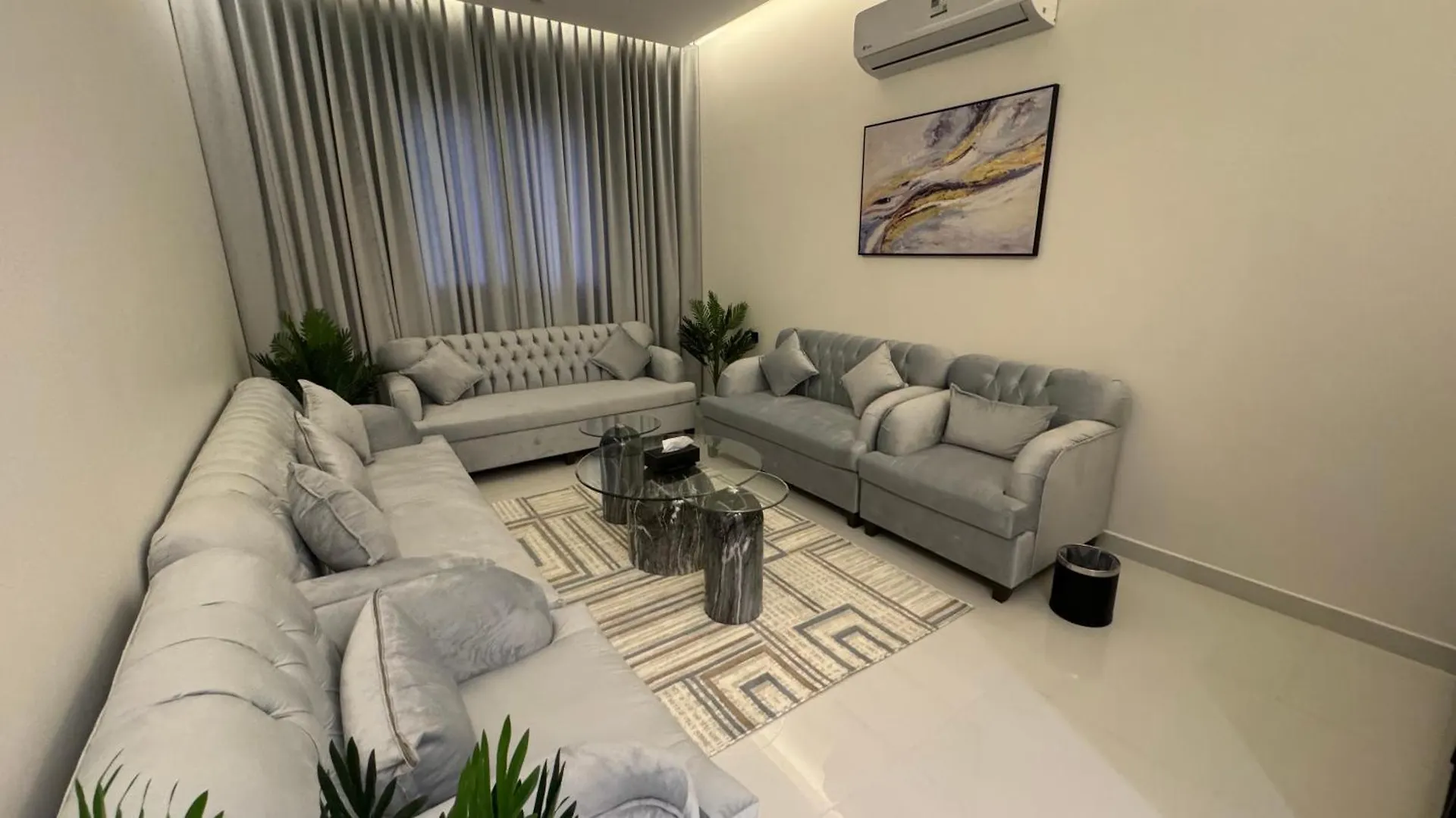 شقة راقية صالة وغرفة نوم ومطبخ Riyadh